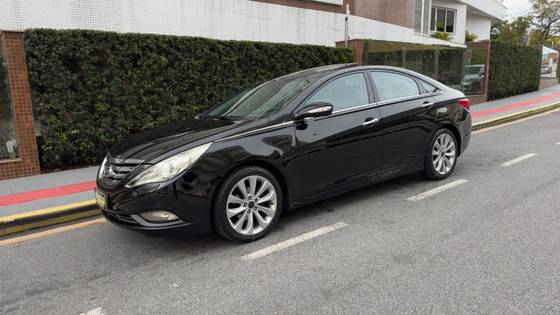 HYUNDAI SONATA 2.4 MPFI I4 16V 182CV GASOLINA 4P AUTOMÁTICO HYUNDAI SONATA 2.4 MPFI I4 16V 182CV GASOLINA 4P AUTOMÁTICO